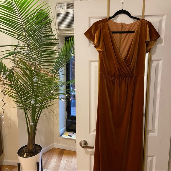 Thread Cap Sleeve Faux Wrap Velvet Maxi Dress in Golden Almond - Picture 3 of 9